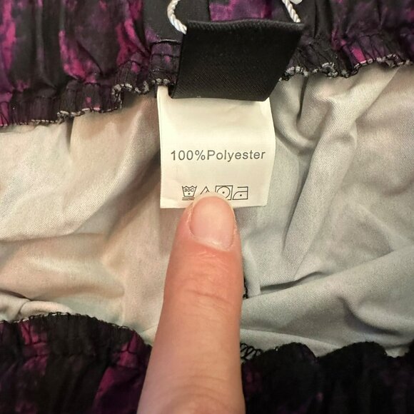 Romwe purple and black tie board shorts boy's size large - Picture 8 of 8